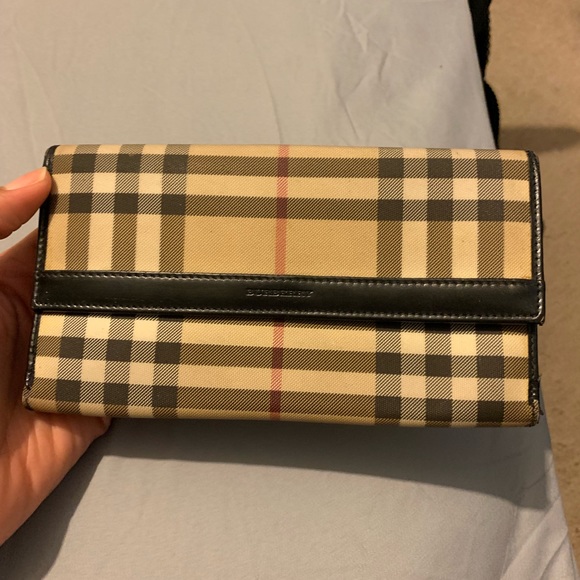 burberry checkered wallet